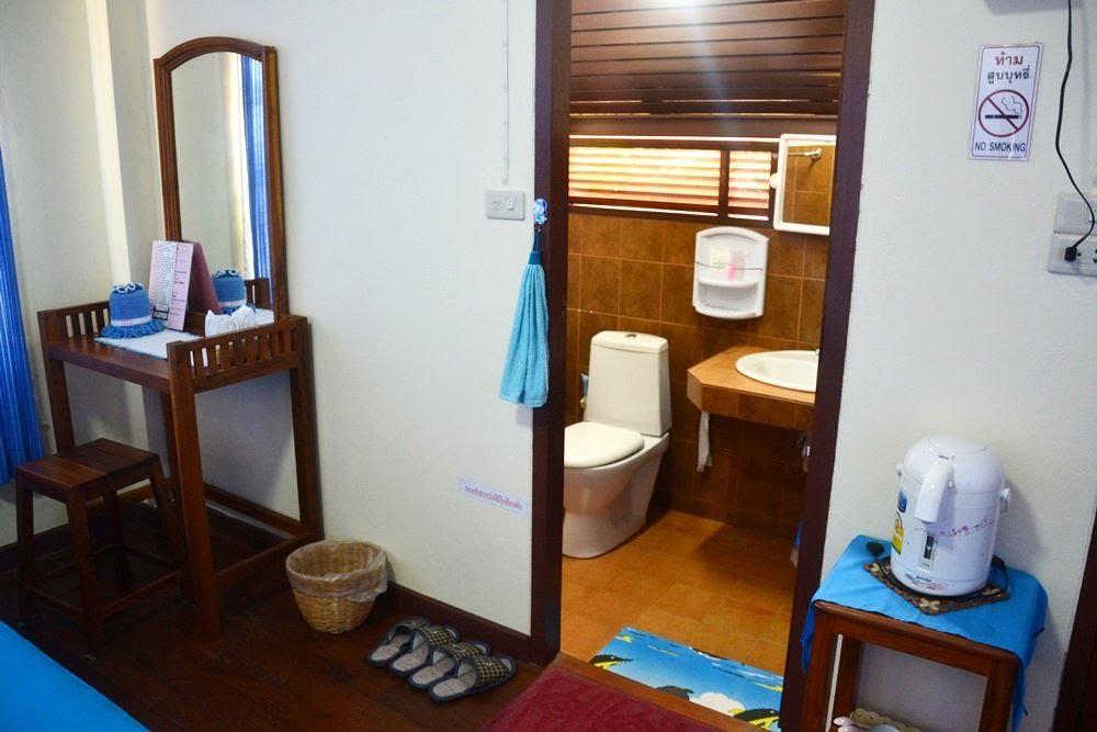 Huen Kham Kong Guesthouse Mae Sariang Εξωτερικό φωτογραφία
