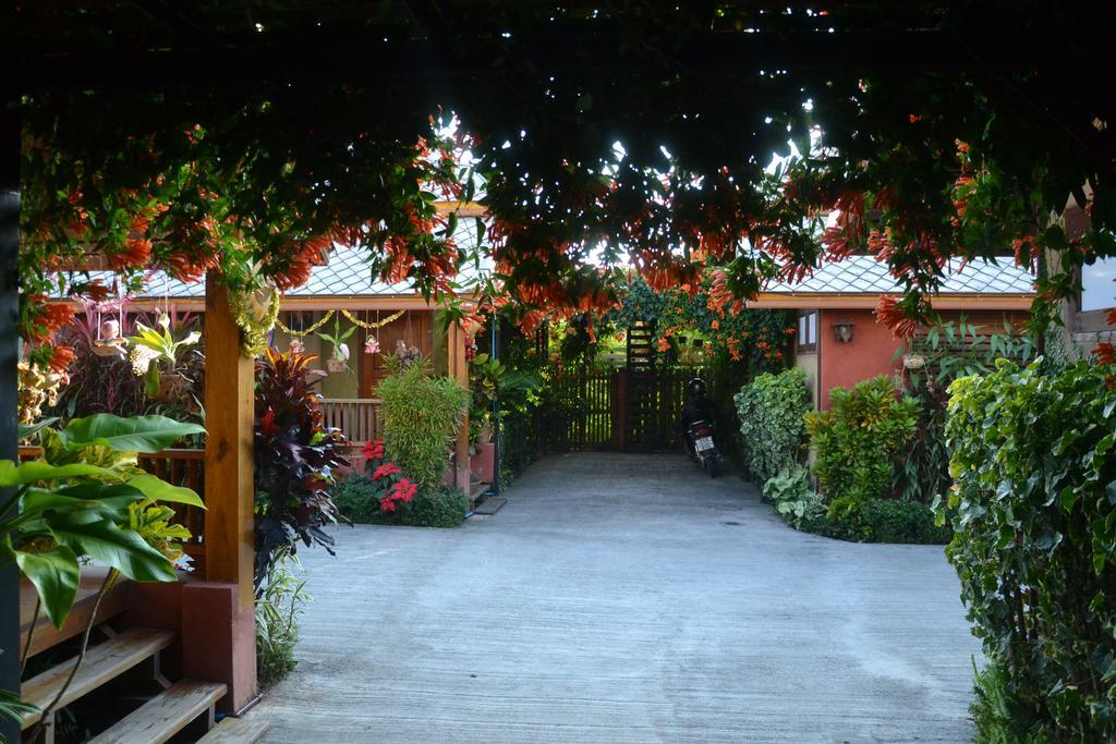 Huen Kham Kong Guesthouse Mae Sariang Εξωτερικό φωτογραφία