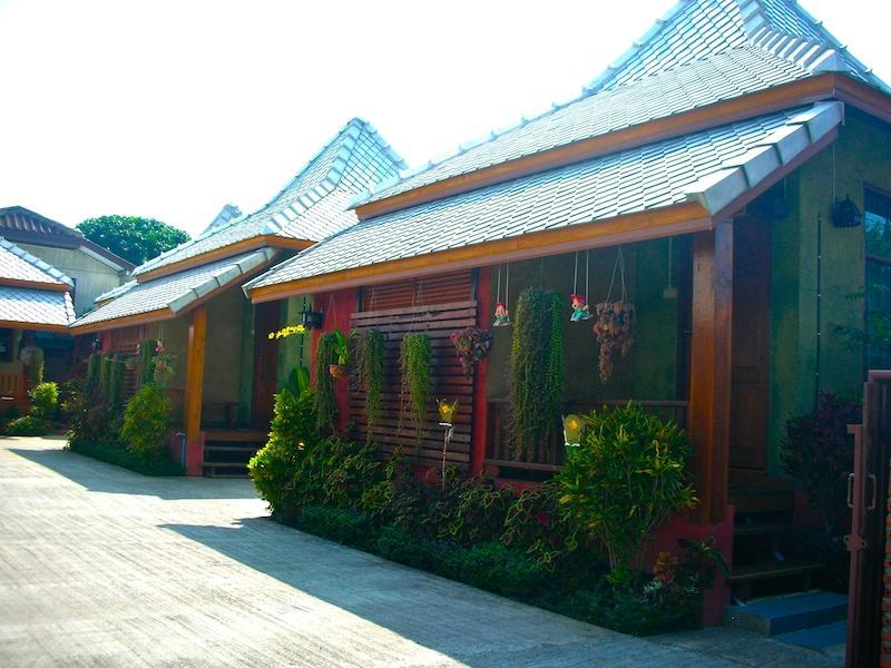 Huen Kham Kong Guesthouse Mae Sariang Εξωτερικό φωτογραφία