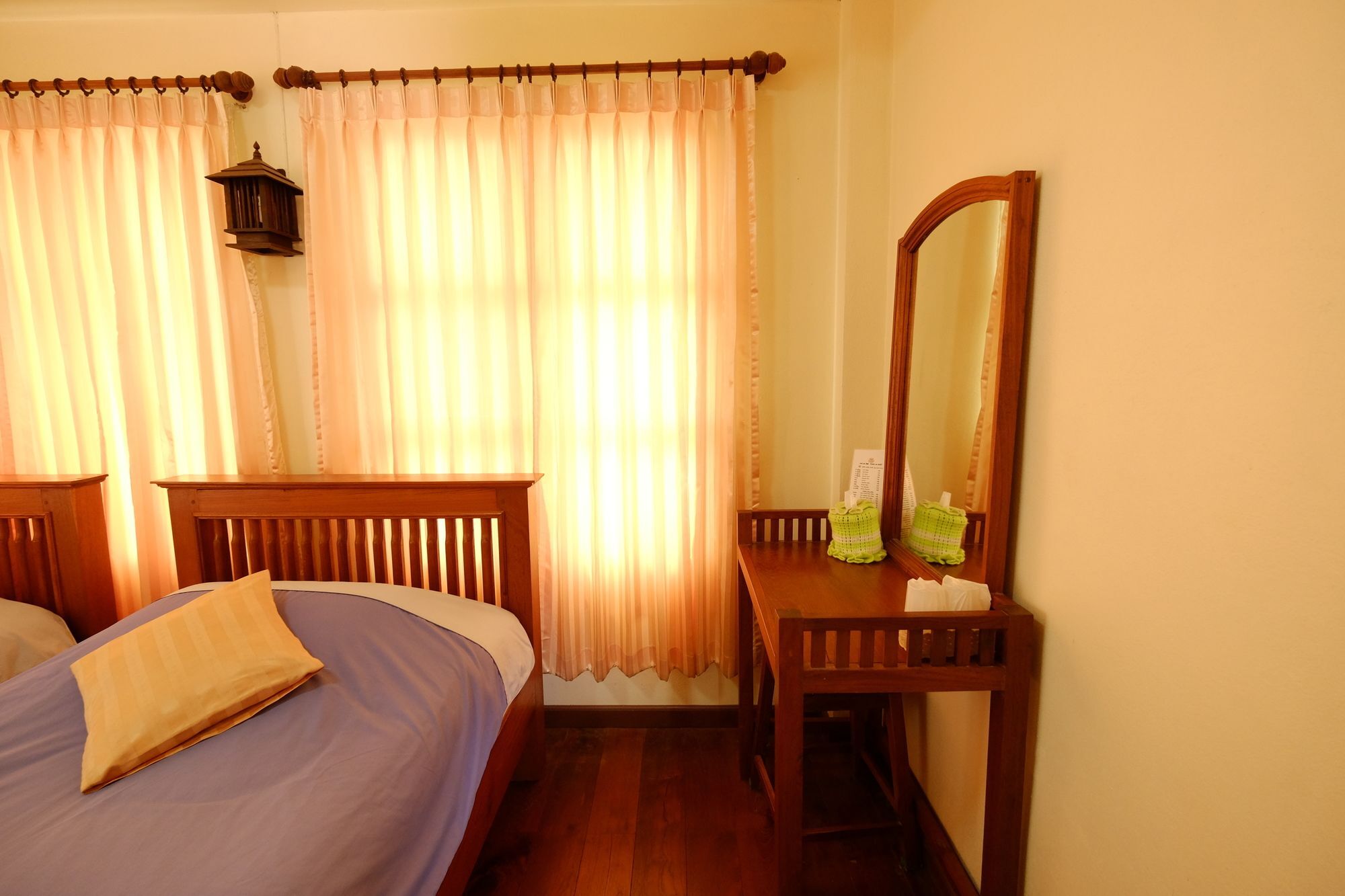 Huen Kham Kong Guesthouse Mae Sariang Εξωτερικό φωτογραφία