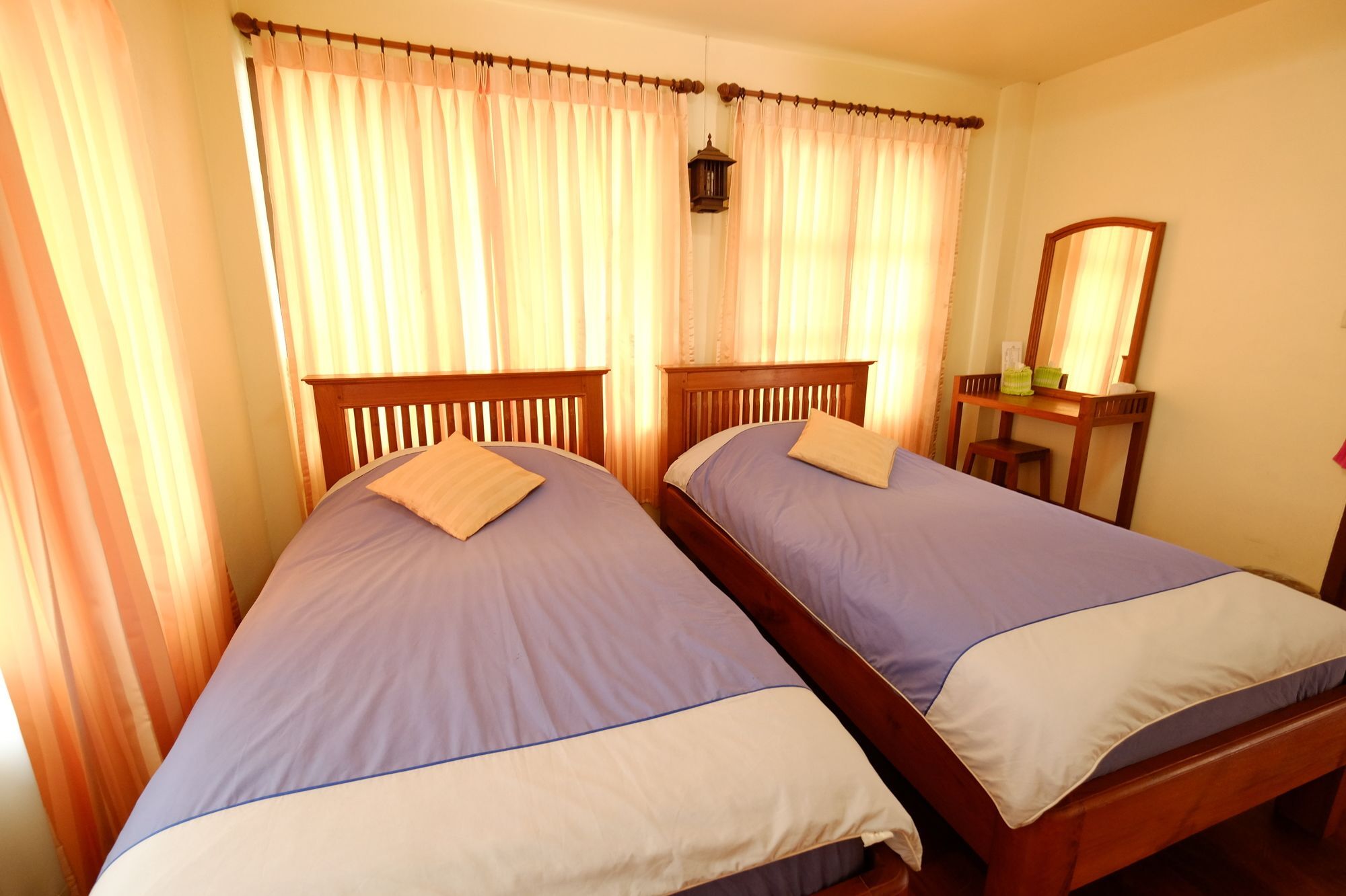 Huen Kham Kong Guesthouse Mae Sariang Εξωτερικό φωτογραφία