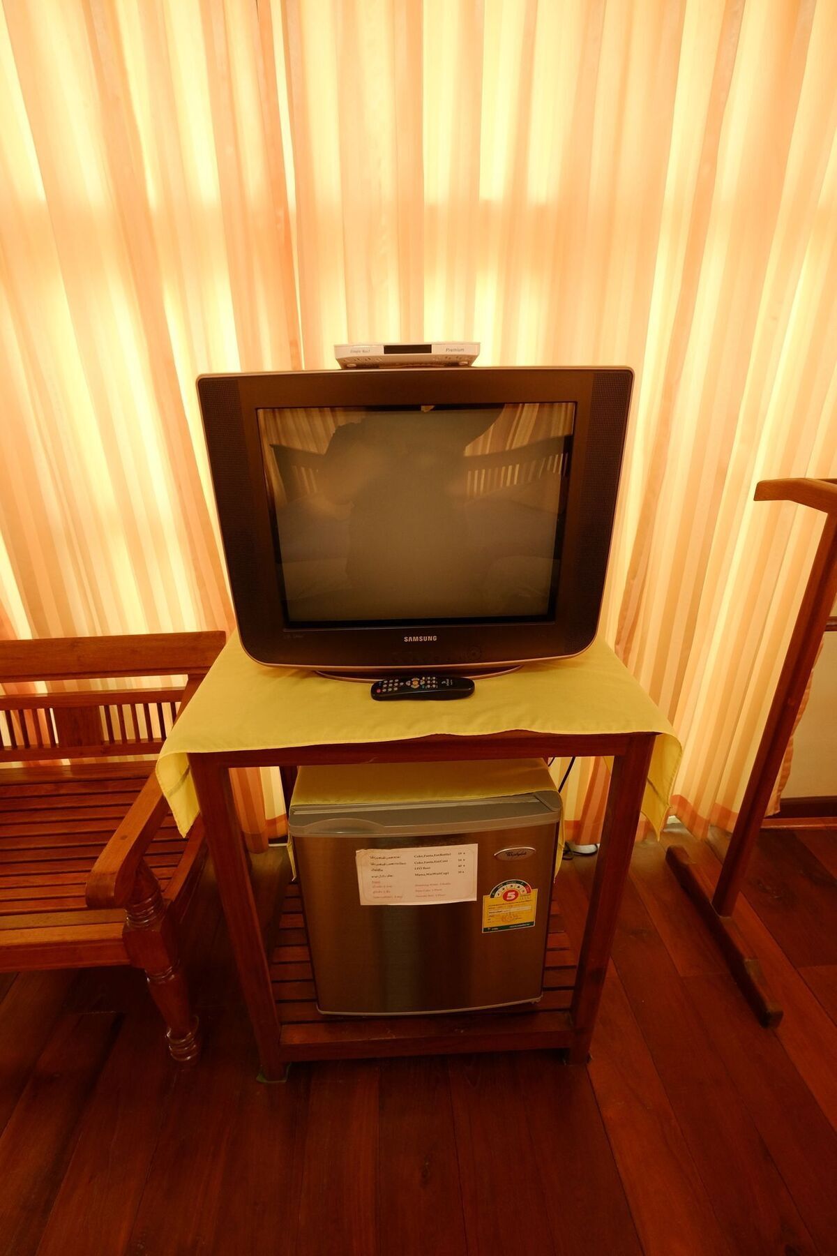 Huen Kham Kong Guesthouse Mae Sariang Εξωτερικό φωτογραφία