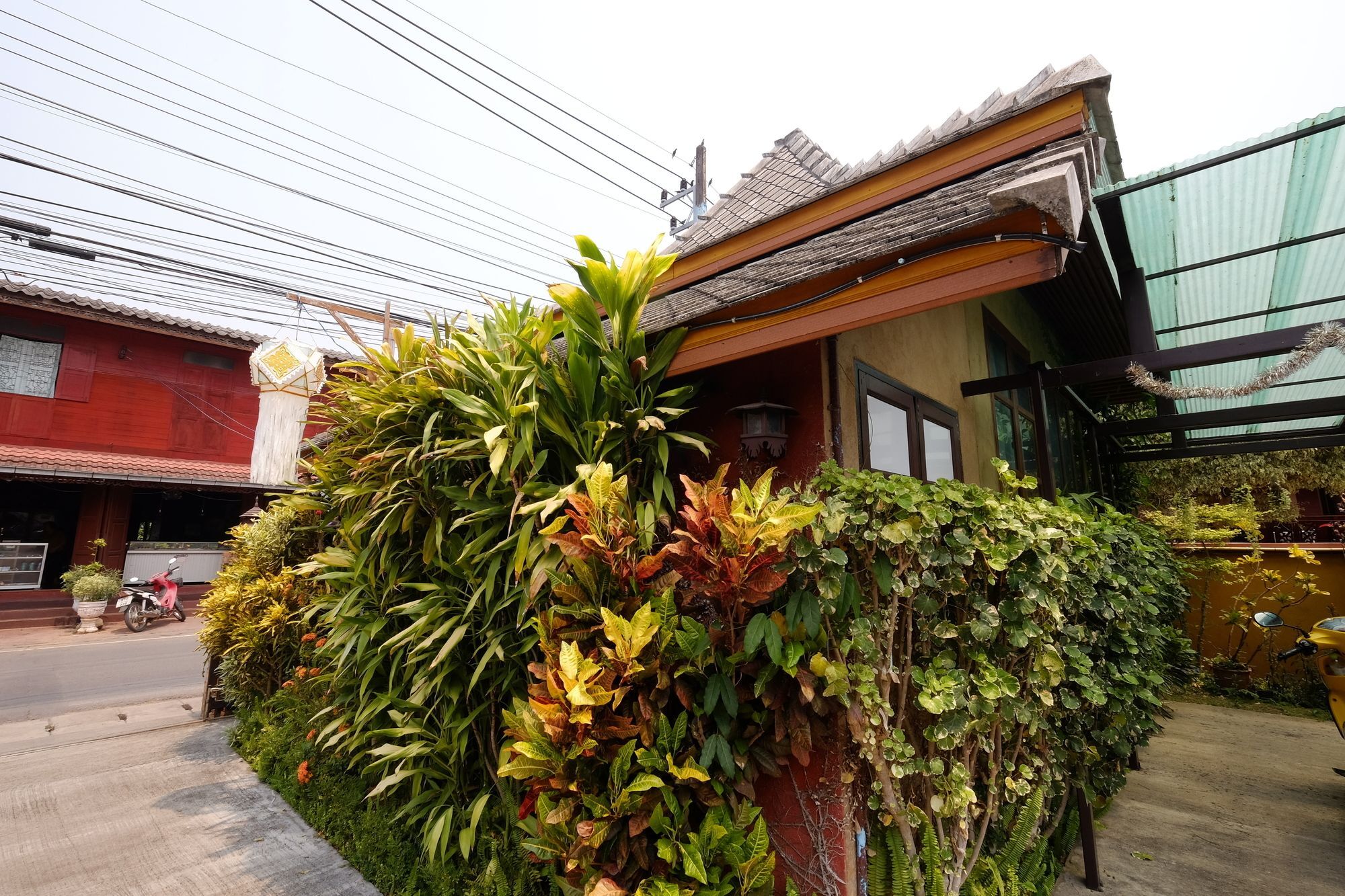 Huen Kham Kong Guesthouse Mae Sariang Εξωτερικό φωτογραφία